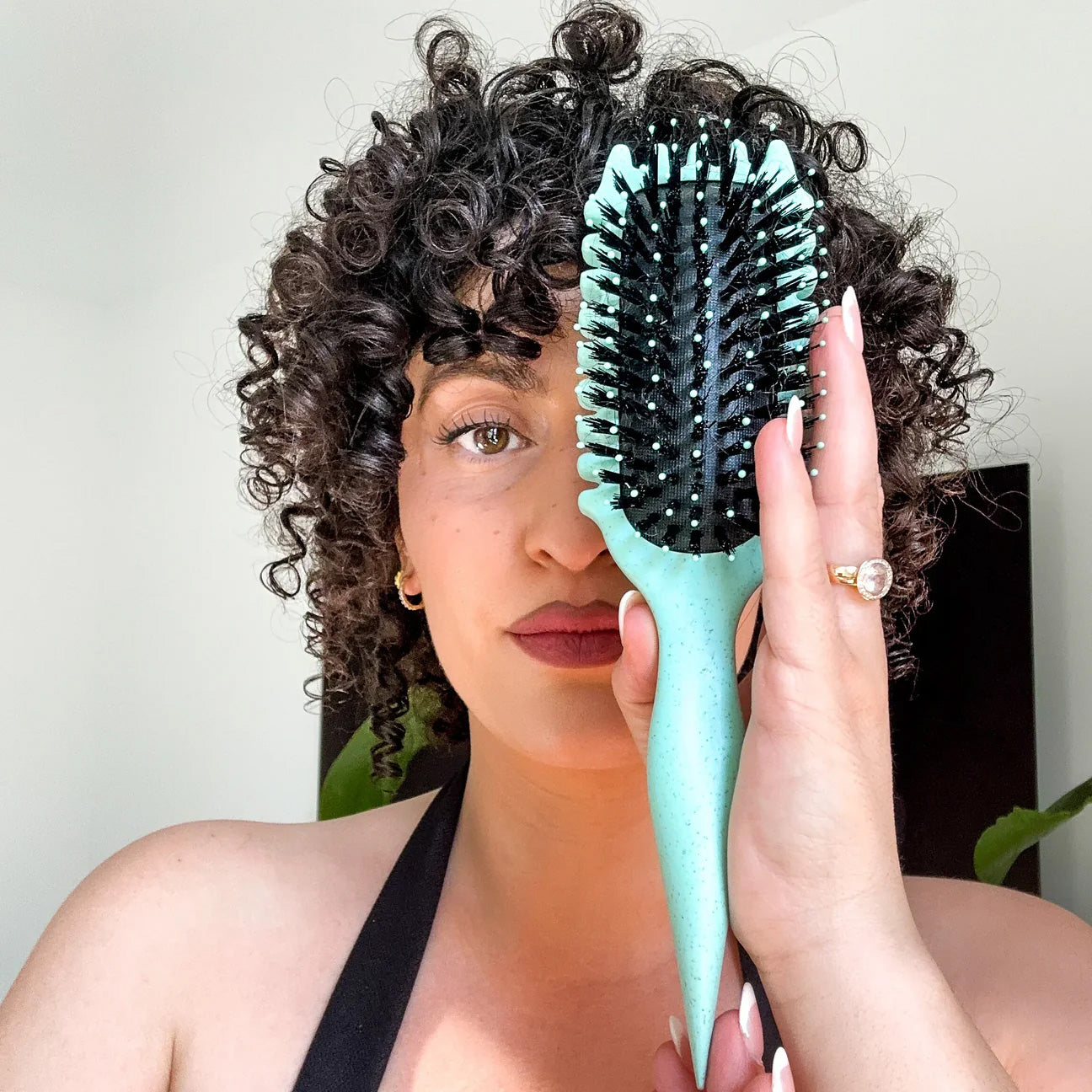 Venator™ Curl Brush