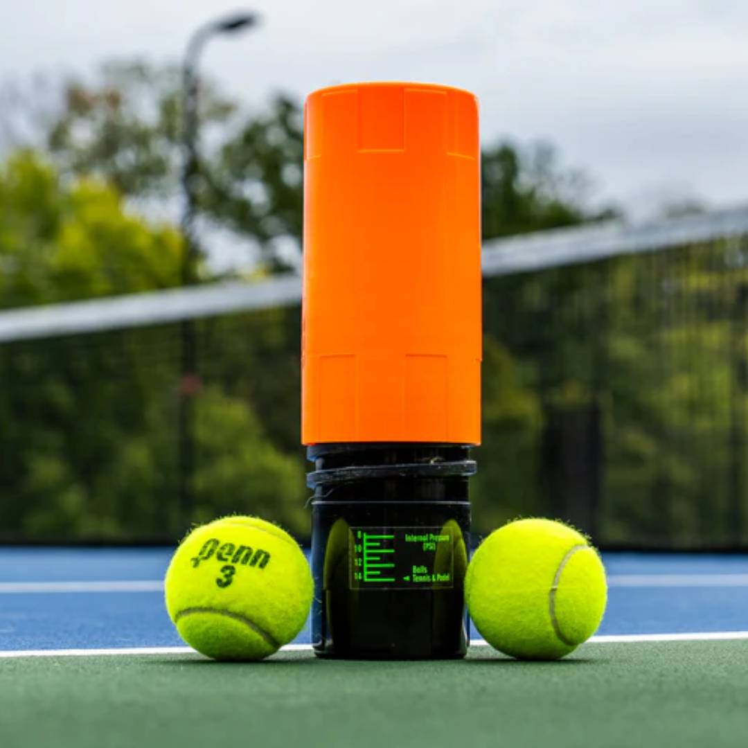 Venator™ Tennis Balls pressurizer