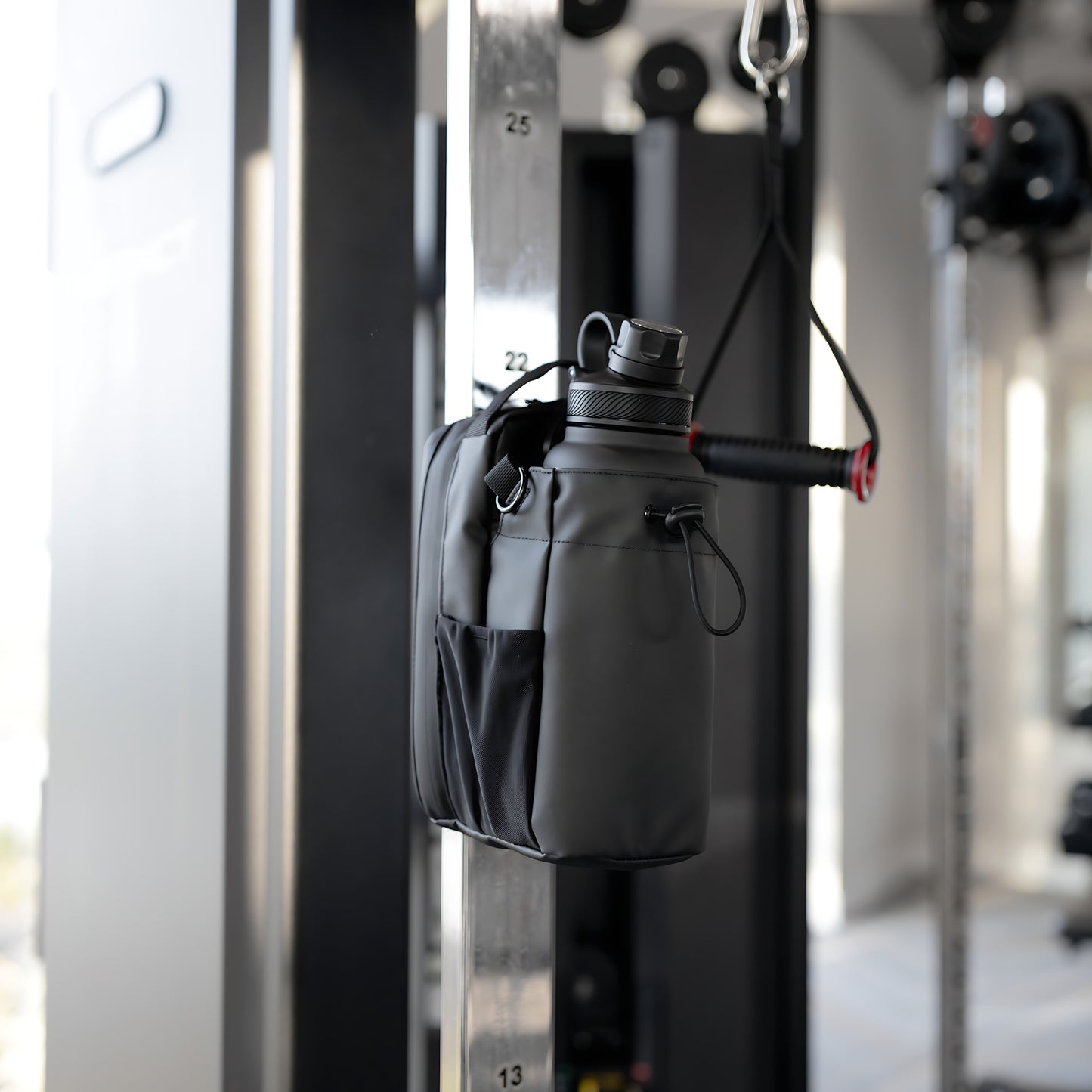 Venator™ Magnetic Gym Bag