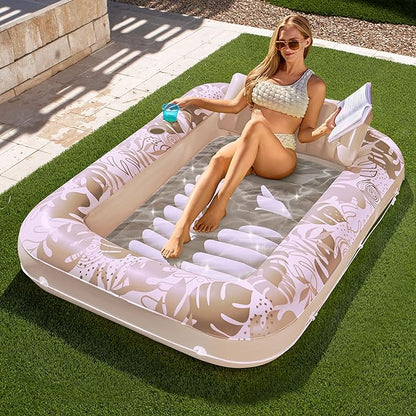 Venator™ Tanning Pool